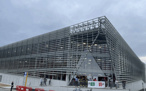 Cuorgnè ha inaugurato la nuova scuola media “Giovanni Cena”