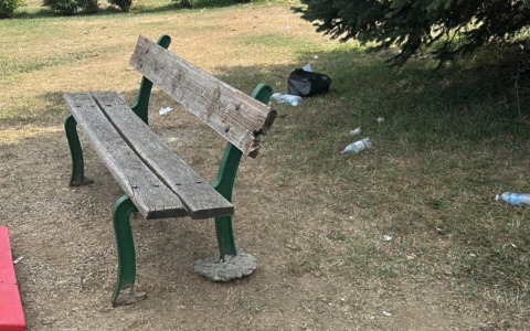 Inciviltà e vandalismo ad Agliè presso l’ex campo da calcio