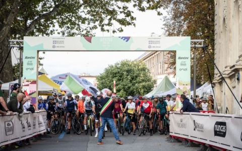 Nova Eroica Ivrea 2025: oltre 300 ciclisti alla prima edizione tra le strade bianche del Canavese