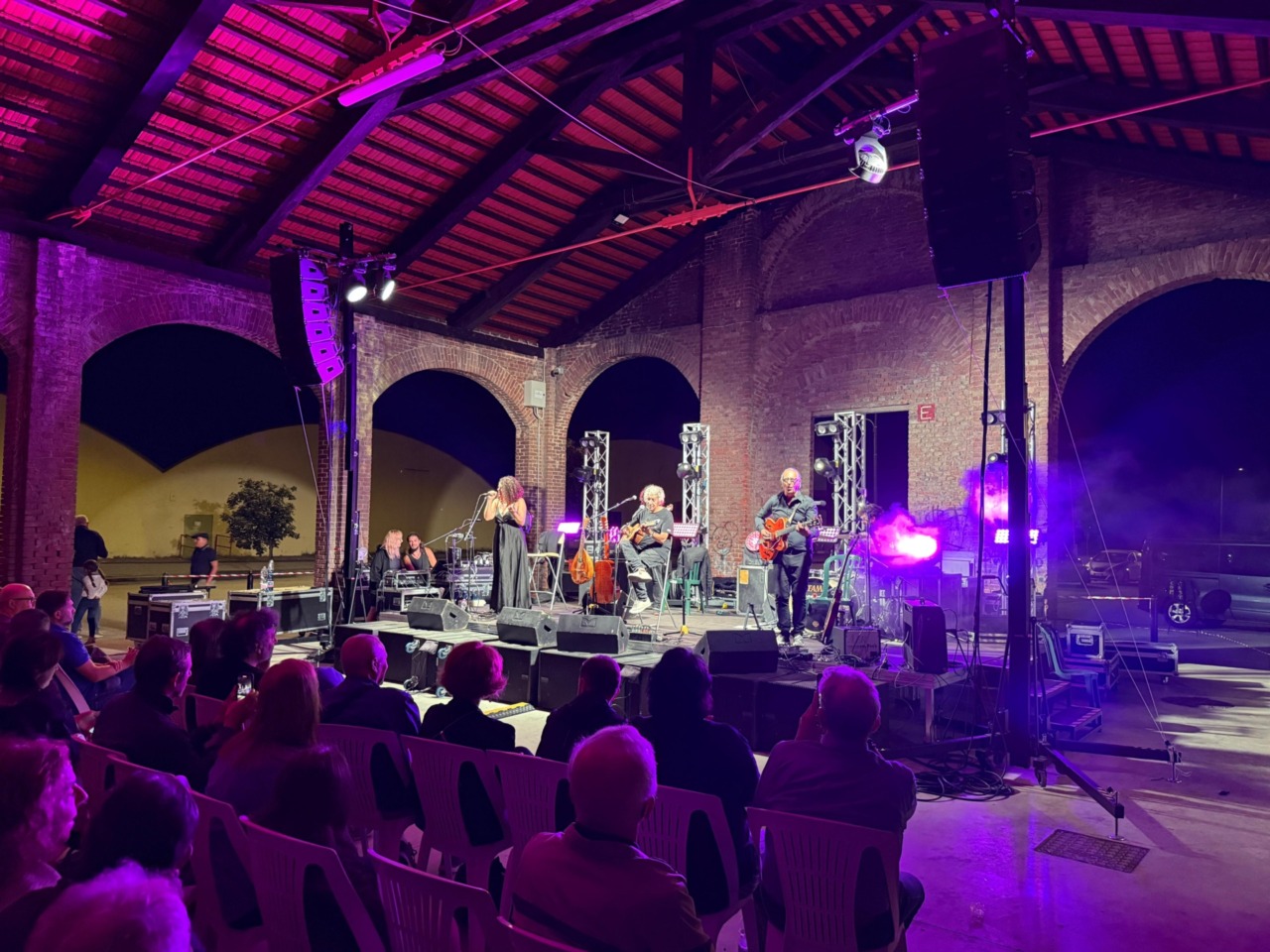 Eugenio Bennato in concerto a Castellamonte per il 2° Festival “Il Nigra Cantato”