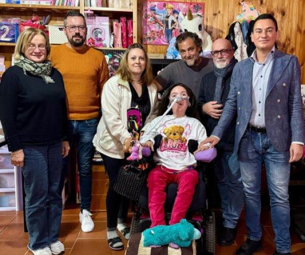 Ruote di speranza per Greta: servono ancora 10.000 euro