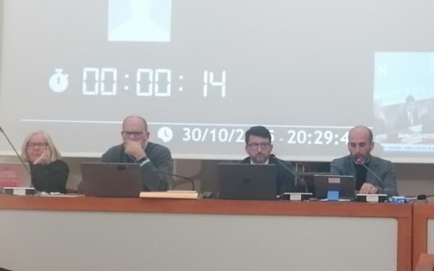 Il sindaco di Ivrea querela i vandali