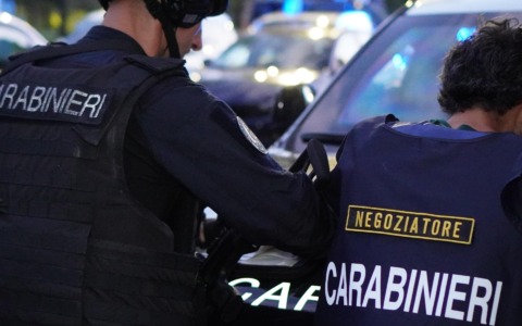 Esercitazione anti-terrorismo dei Carabinieri allo stabilimento ENI di Robassomero