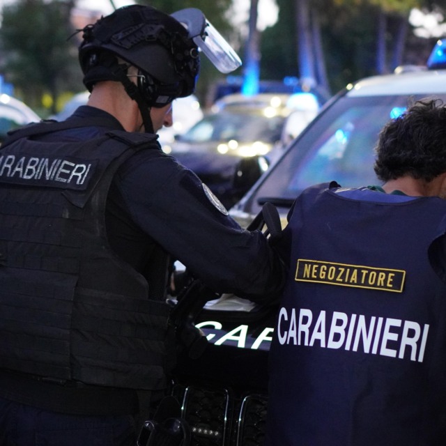 Esercitazione anti-terrorismo dei Carabinieri allo stabilimento ENI di Robassomero