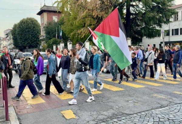 Il «senso» della parola antisionismo gridata nella città ex Olivetti