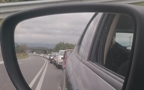 Ponte sul Chiusella, cantiere infinito… e code senza fine