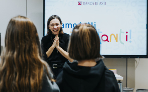 Siamo tutti importanti. Piccoli ospiti in visitano la sede di Banca di Asti