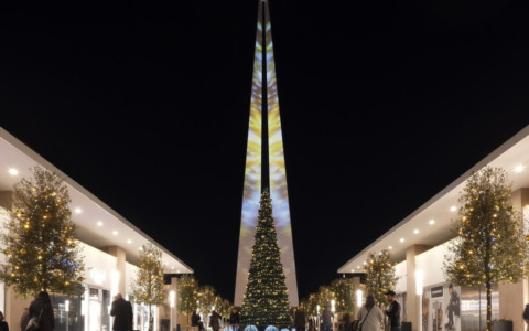 Torino Outlet Village: un Natale da sogno tra pista di pattinaggio su ghiaccio, mercatini natalizi e grandi sconti