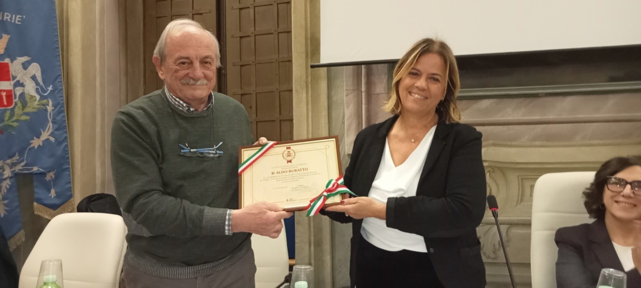 Ciriè celebra Aldo Buratto: 50 anni di impegno nelle istituzioni cittadine