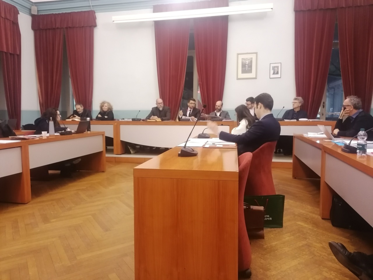 Odg anti-Trump, è bagarre politica