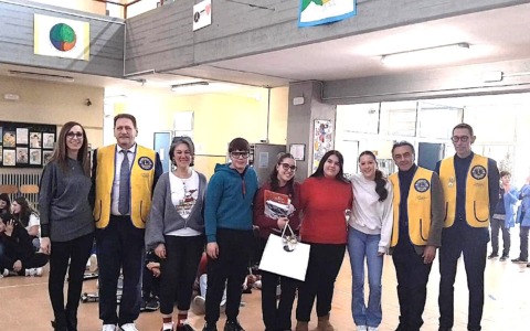 Forno Canavese, consegnate le borse di studio “Giovanni Casetti” alla scuola media Pertini