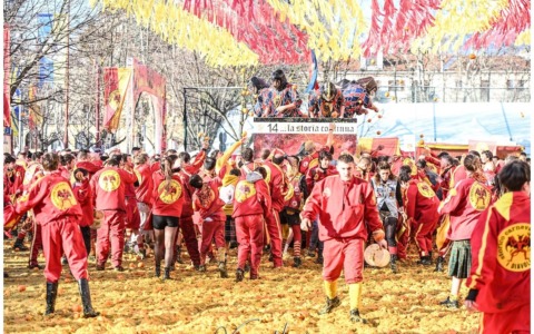Carnevale di Ivrea 2026, tutti i vincitori della Battaglia delle Arance