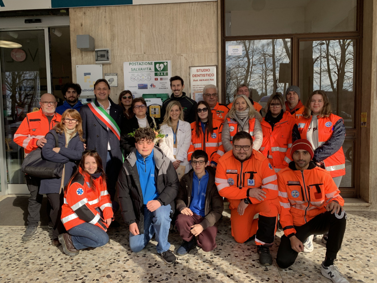 Dal dolore alla prevenzione: inaugurata la prima postazione DAE a Volpiano