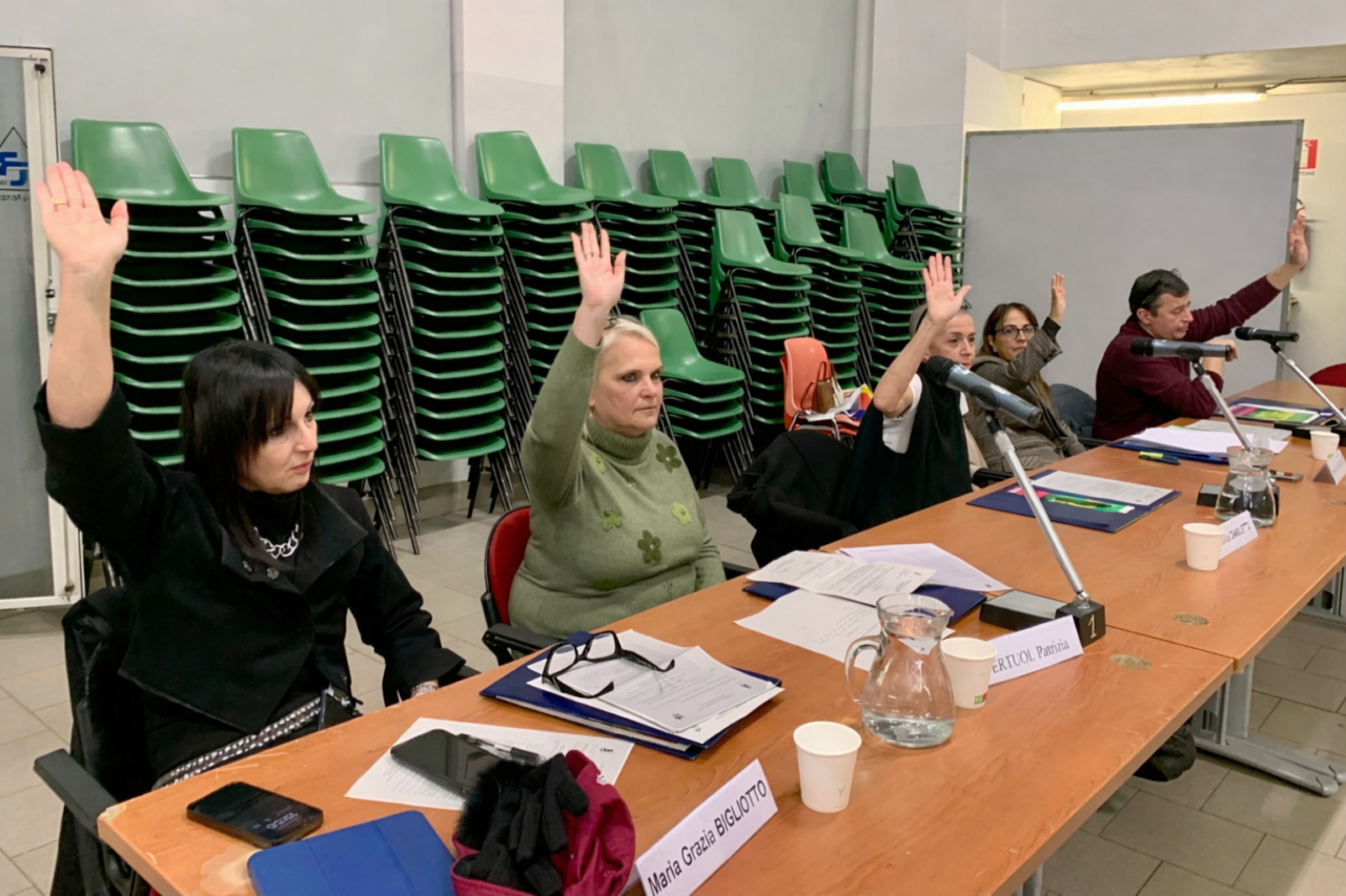 Opposizioni all’attacco in Consiglio: tre mozioni contro la Giunta Panichelli