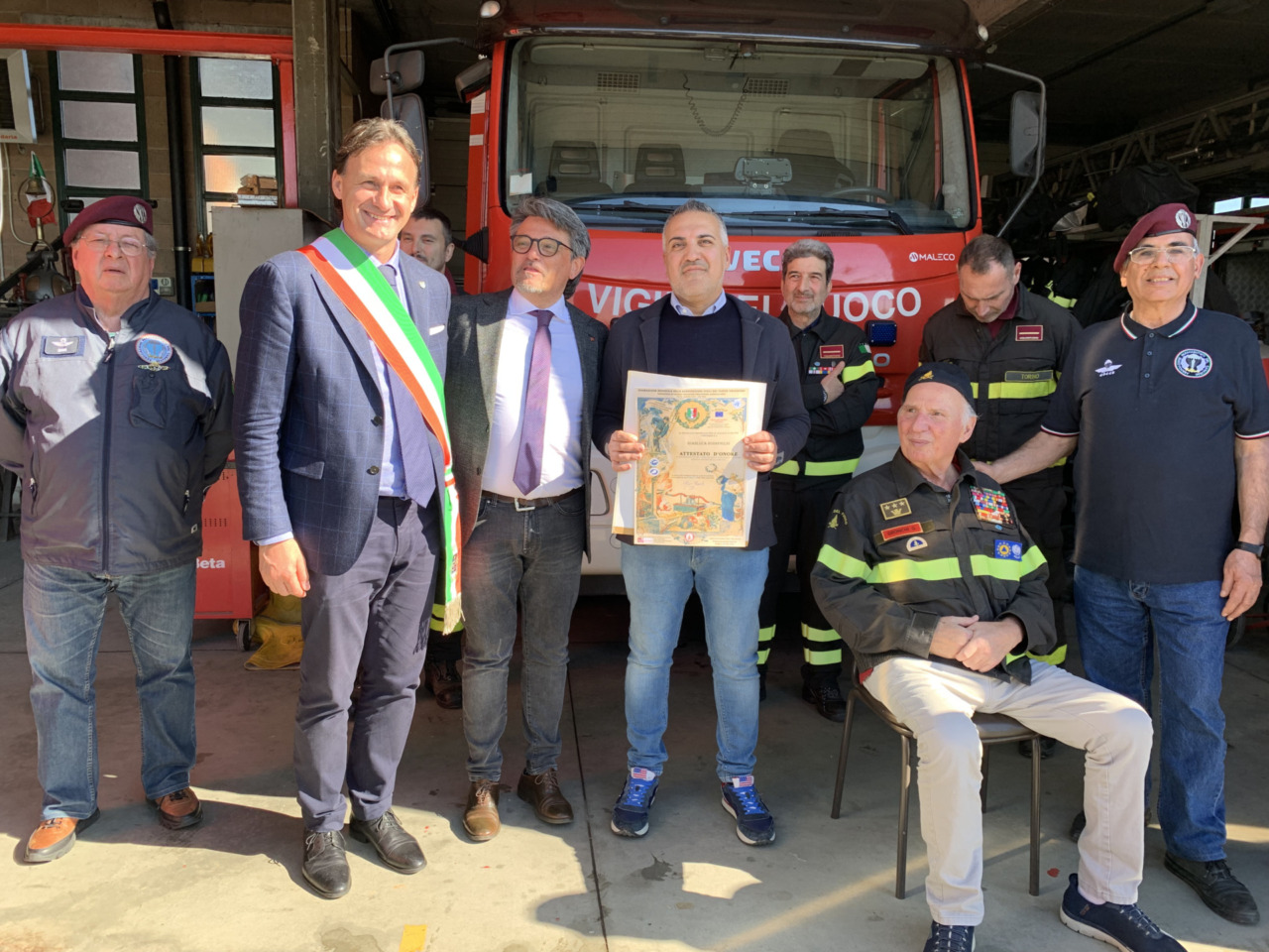 Premiato Gianluca Buonfiglio, l’infermiere eroe che salvò un bimbo in piscina