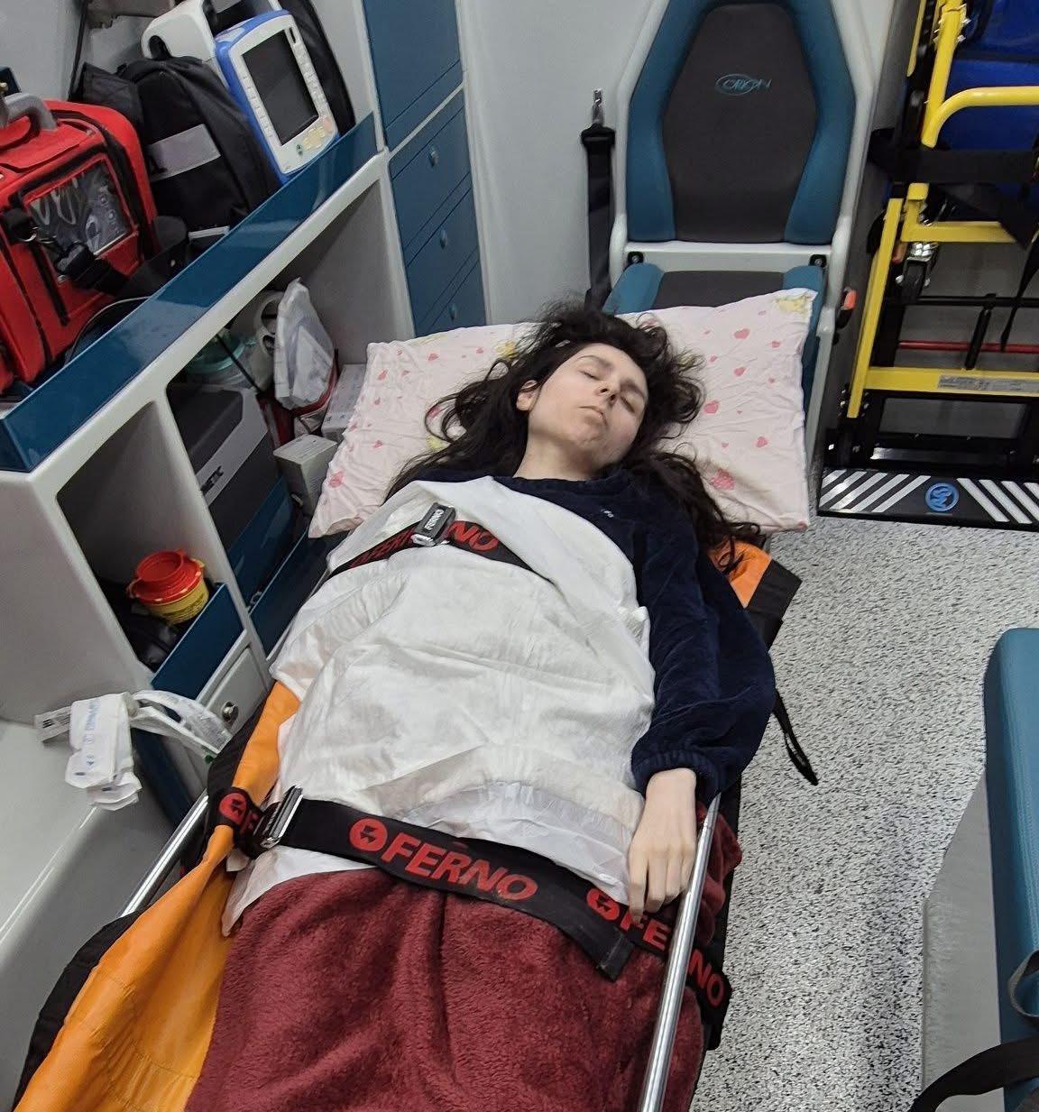 Grande apprensione per Rebecca Caligiuri: rinviata l’operazione in Spagna, le sue condizioni sono gravissime