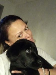 Aggredita una donna dopo aver ripreso giovani molesti