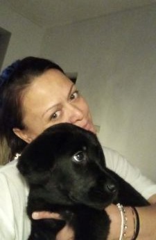 Aggredita una donna dopo aver ripreso giovani molesti