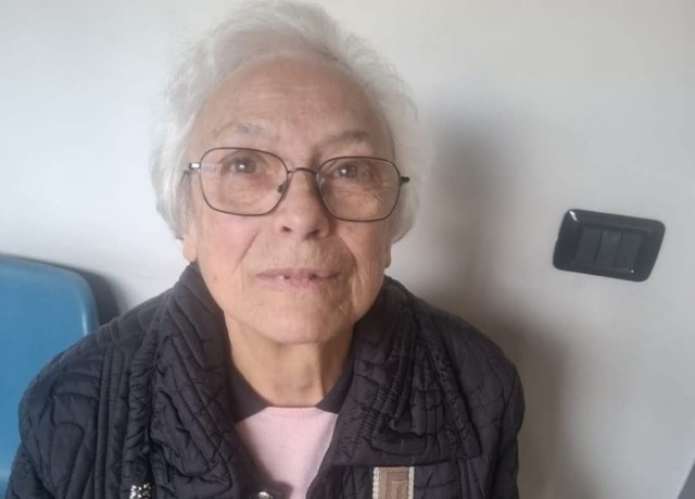 Appello urgente: donna ritrovata in stato confusionale a Volpiano. Chi la riconosce?