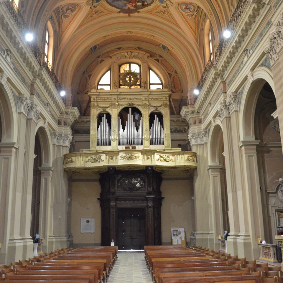 Indagato don Mario: dal blitz dei carabinieri, il parroco è  in «malattia»