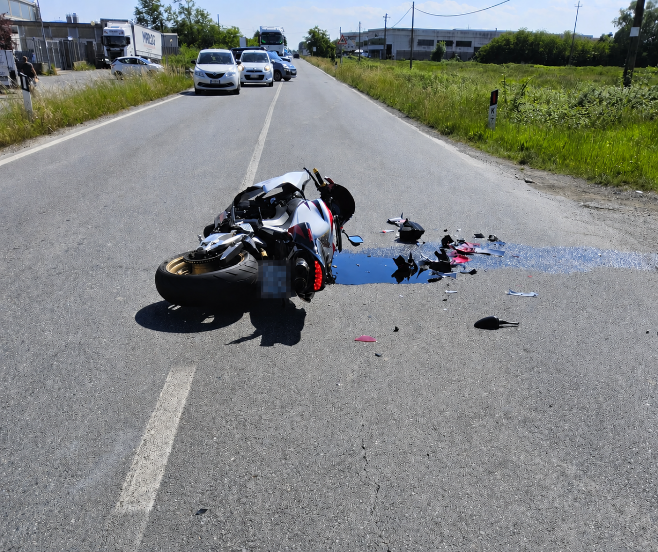 Volpiano, giornata nera sulle strade: feriti due motociclisti