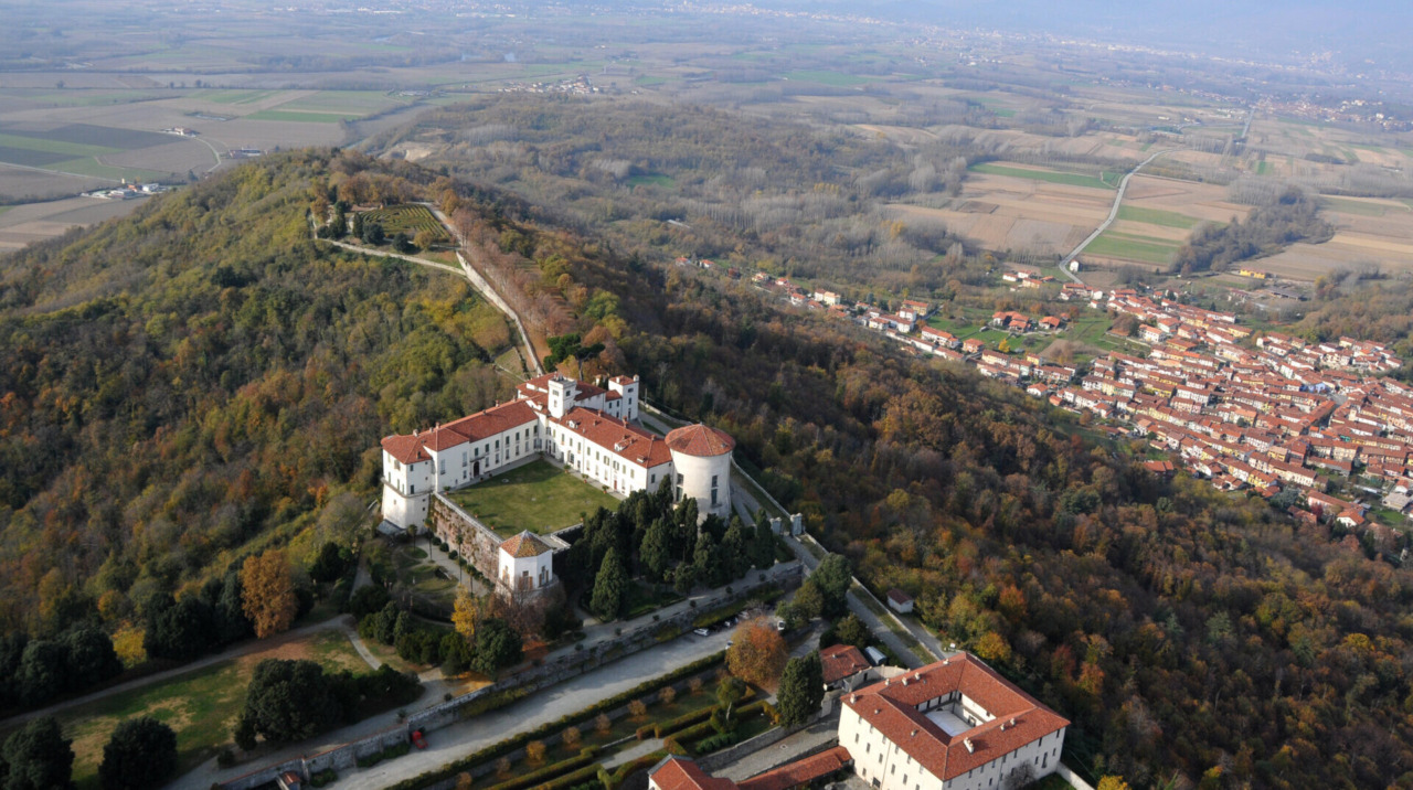 In arrivo il Gran Galà delle Erbe Spontanee al Castello di Masino