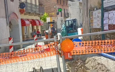 «Bocciata» la mozione per assegnare ristori ai commercianti