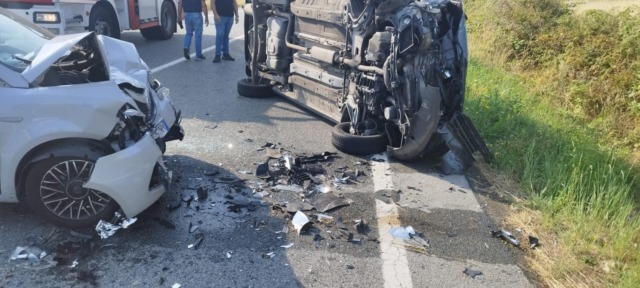 Incidente frontale sulla Sp40: un ferito grave elitrasportato al CTO
