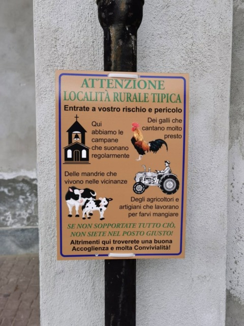 “I bambini ci disturbano, chiudete il centro estivo e limitate le attività alla Materna”