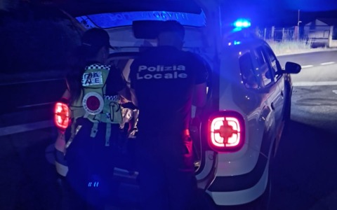 Polizia urbana, a San Benigno nuovo regolamento: “daspo” contro la malamovida