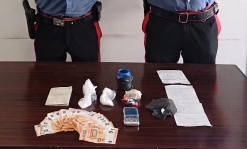 Nole, cede cocaina a una donna: arrestato 73enne