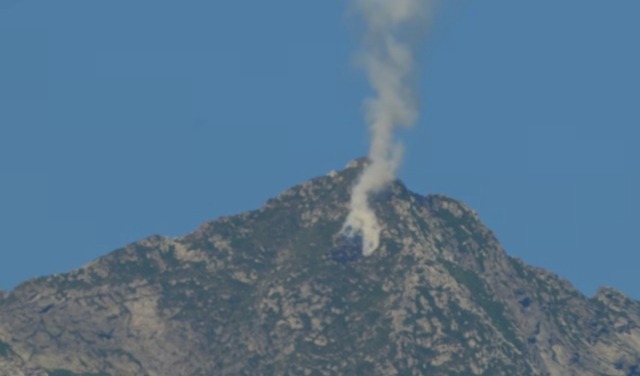 Incendio in Val Savenca: allarme nella mattinata, fumo visibile dalla Valchiusella
