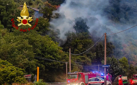 Le fiamme ritornano in borgata Santa Maria
