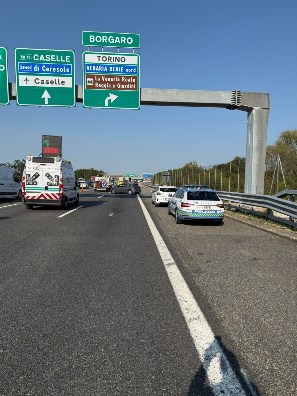 Scontro tra auto e scooter a Borgaro, morto il motociclista