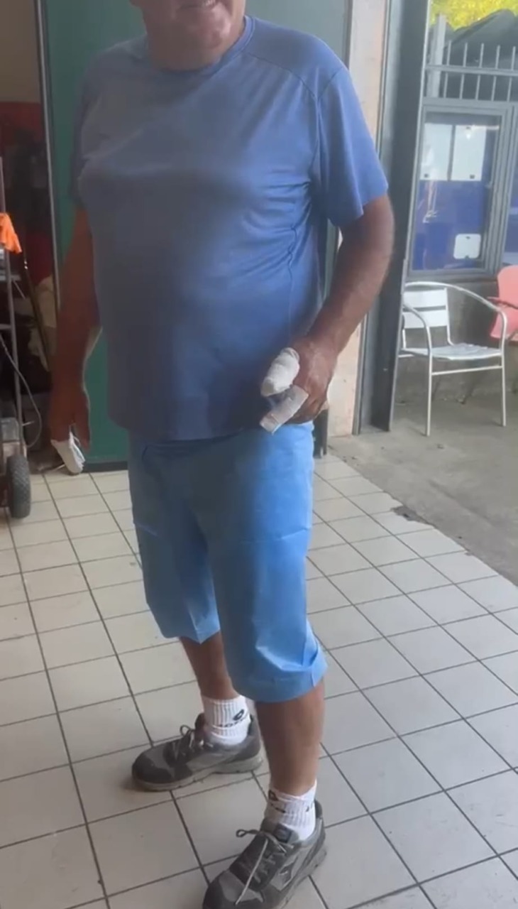 Telefono esplode in tasca al gestore del Tamoil: «Poteva essere un disastro»