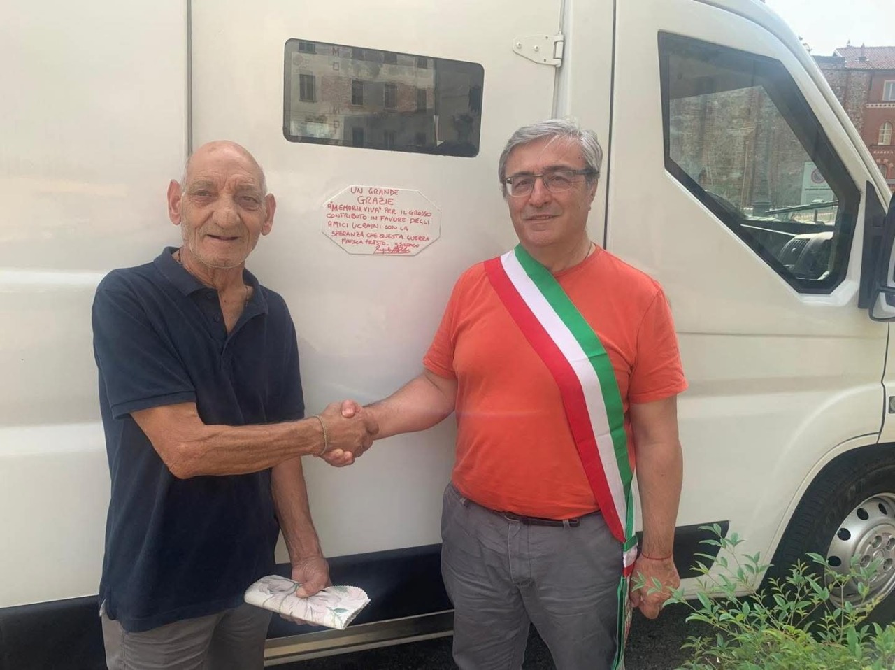 La Memoria Viva ce l’ha fatta: partita l’82ª missione in Ucraina con il nuovo blindato