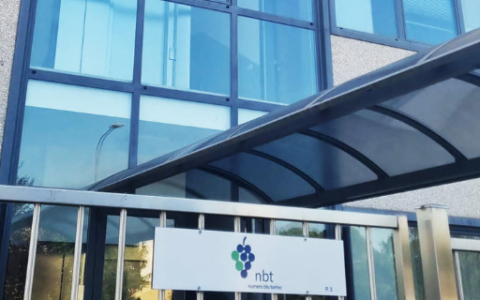 Sciopero NBT Leini: i lavoratori della Filiale On Line Intesa Sanpaolo chiedono assunzioni e tutele