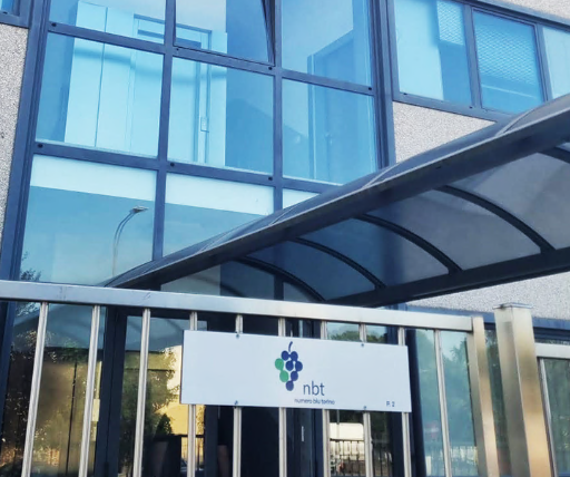 Sciopero NBT Leini: i lavoratori della Filiale On Line Intesa Sanpaolo chiedono assunzioni e tutele