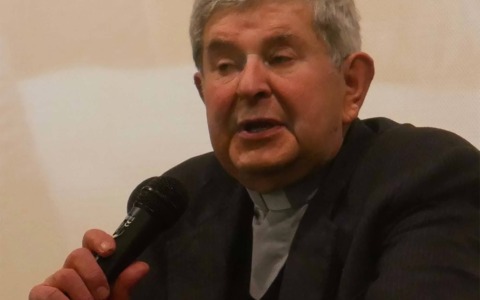 Addio a don Arnaldo Bigio, mercoledì i funerali in Cattedrale a Ivrea