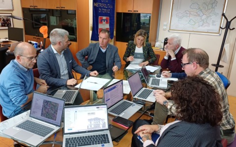 Mathi: attraversamenti pedonali, illuminazione e marciapiedi: la Circonvallazione sarà più sicura